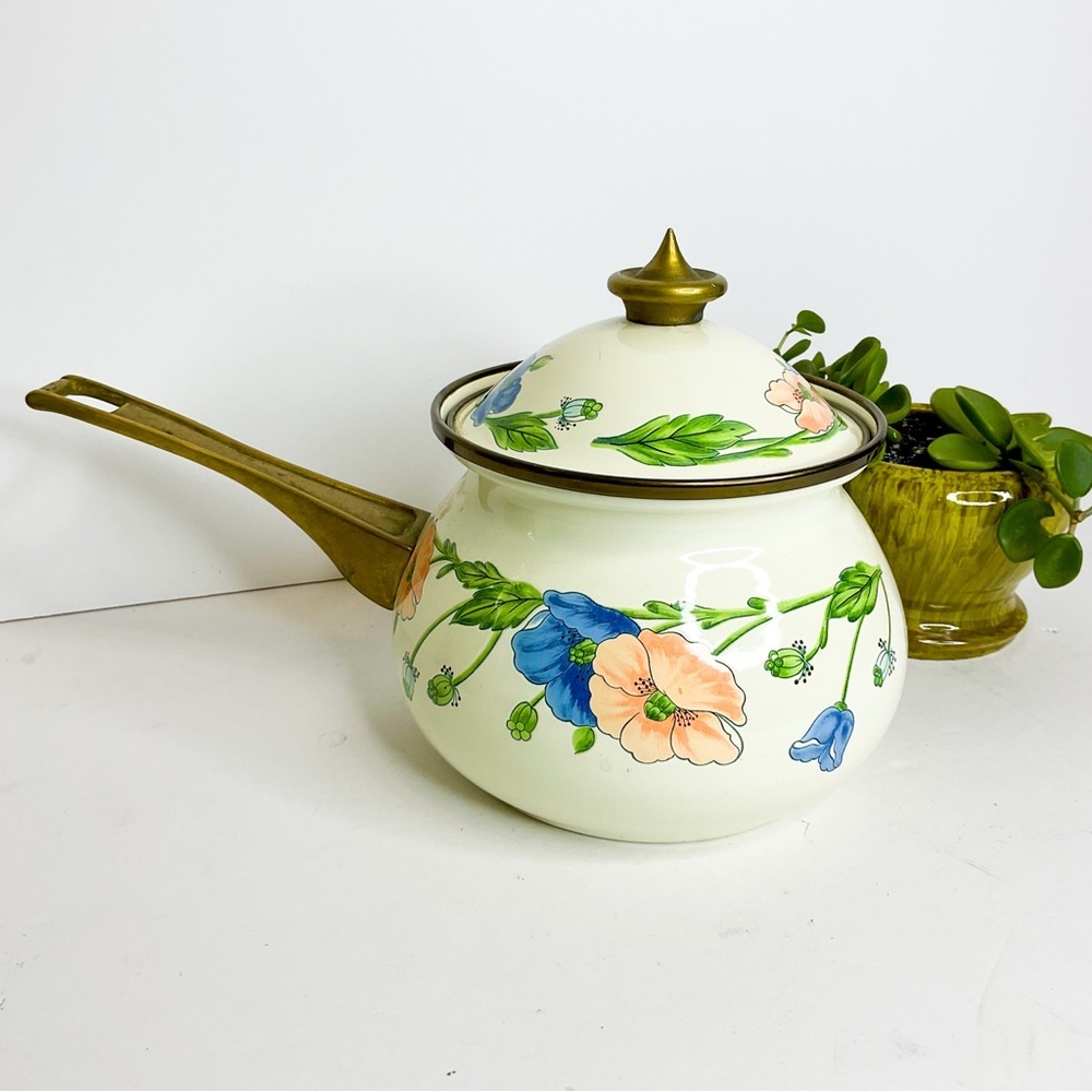 Vintage Lincolnware Floral Enamel Saucepan with Lid 70s